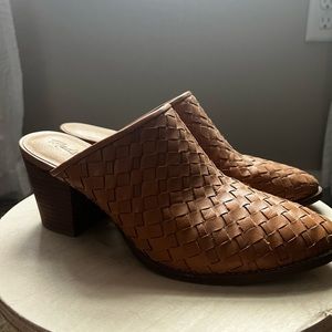 The Harper Mule Madewell